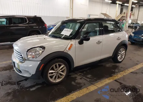 2013 Mini Countryman Cooper from USA, damaged, VIN WMWZB3C53DWM09314